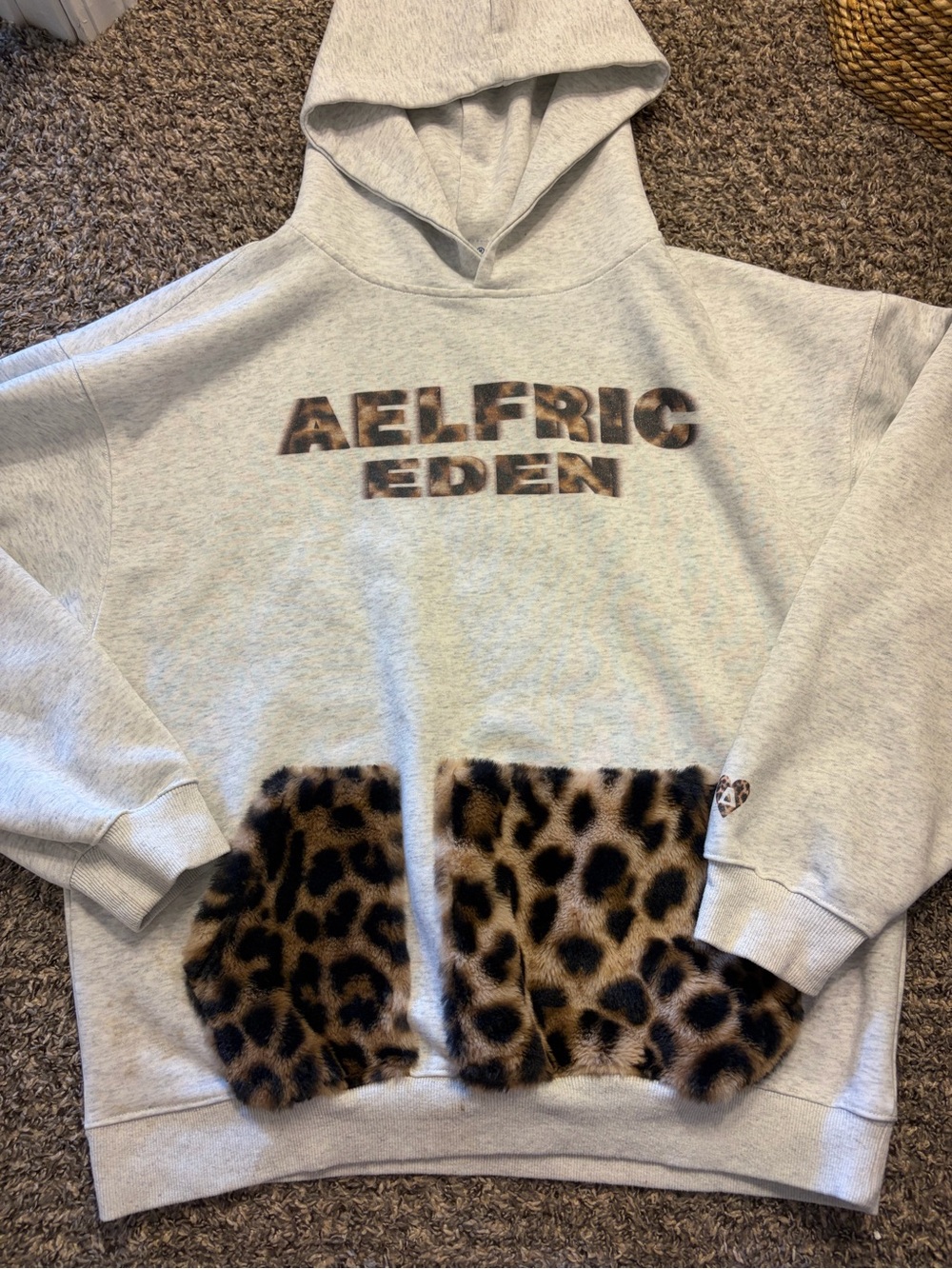 Aelfric Eden Heather Light Gray Pullover Hoodie with Logo Tag